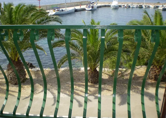 Smil Lägenhet Sućuraj