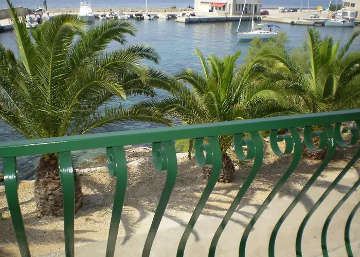 Smil Lägenhet Sućuraj